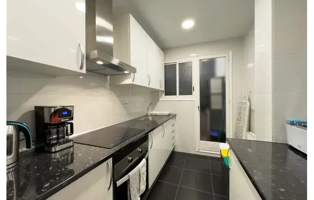 Habitaci
ón 81m
² Barcelona Alquiler 3-18 Meses Dep
ósito 690
€