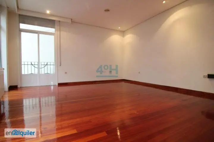 Piso 4 Dormitorios Centro Ciudad