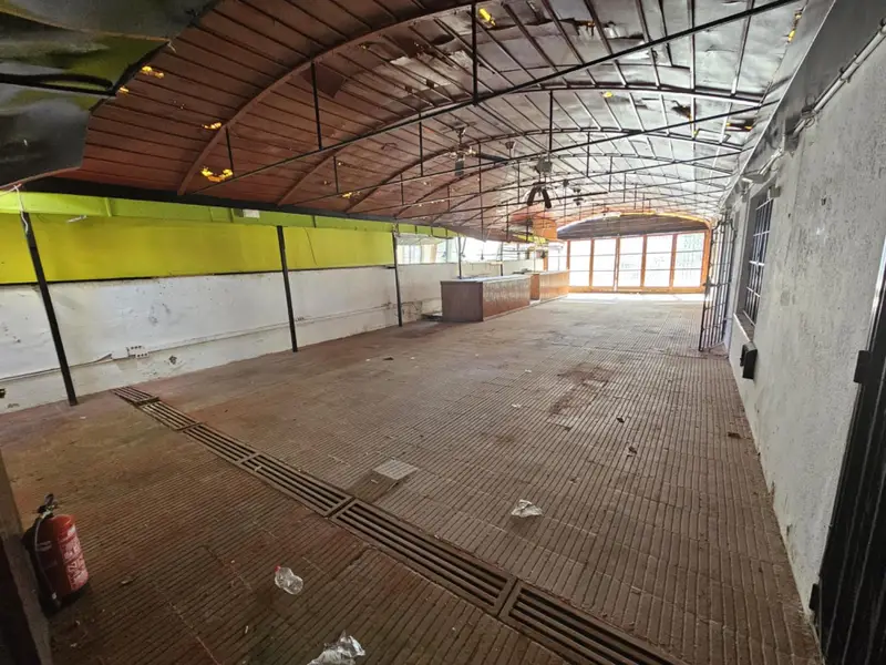 Venta Local Comercial Calella 230m2 Terraza 300m2