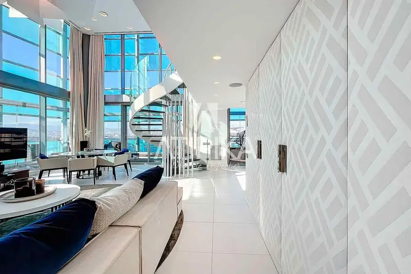 Atico en venta en Barcelona Diagonal Mar con piscina privada