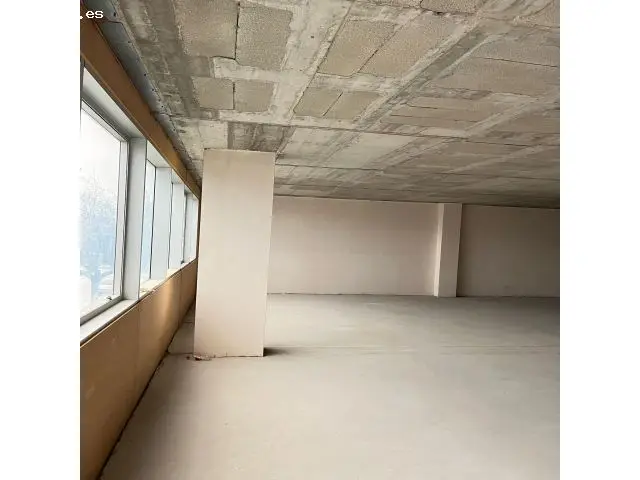 Oficina en Neoparc Lleida 137 m2 para reformar