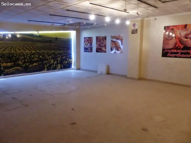 Local Comercial en Venta Zona Ensanche 215m2