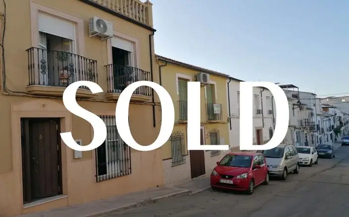 Casa en Venta Rute 3 Dormitorios 2 Baños Amueblada Terraza