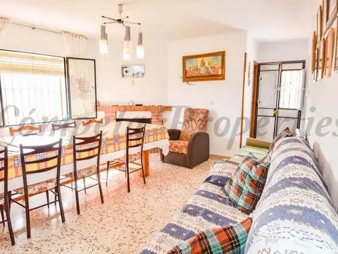 Casa de Pueblo 6 Dormitorios Canillas de Albaida