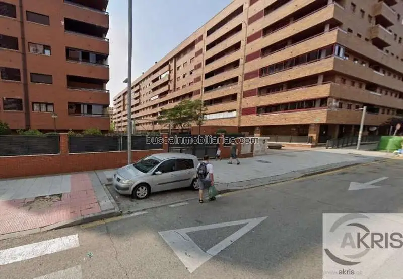 Piso en Venta en Sese	
	ña Ocupado