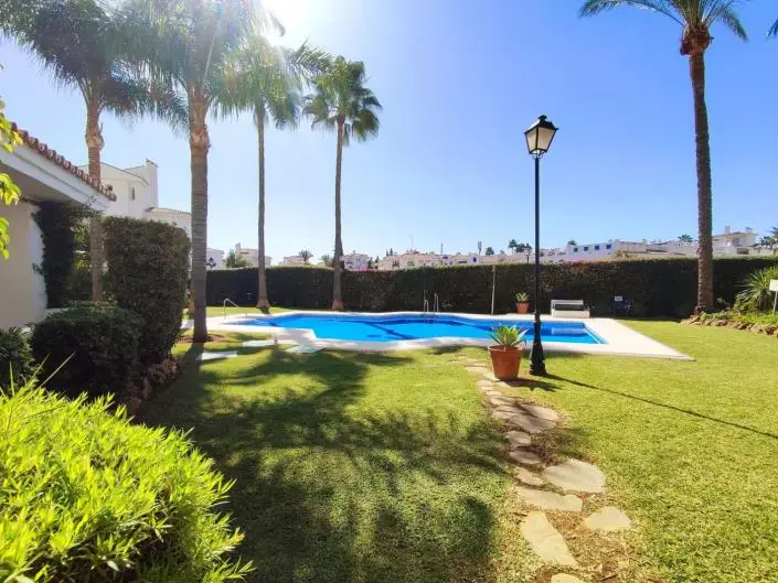 Apartamento 2 Dormitorios Marbella Los Naranjos