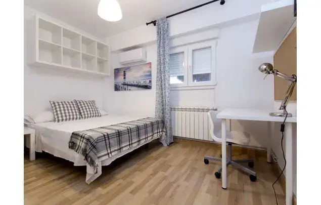 Habitacion 100m2 Alcalá de Henares