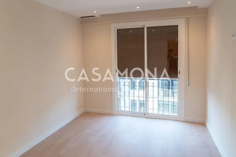 Habitacion en piso compartido en L'Esquerra de l'Eixample