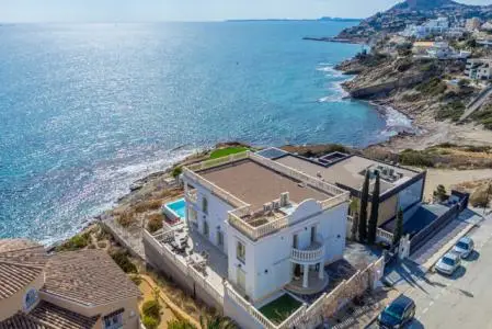 Villa de Lujo en El Campello 6 Dormitorios Vistas al Mar