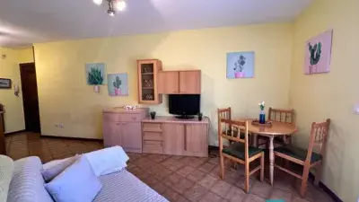 Apartamento en Laredo zona Carlos V vacaciones terraza jardin