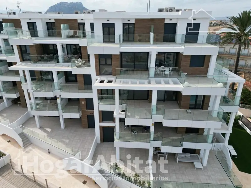 Atico Duplex en Denia con Piscina Garaje y Vistas al Mar