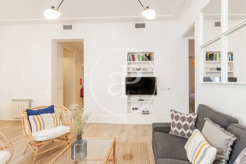 Apartamento en Lavapiés Madrid 3 dormitorios 2 baños