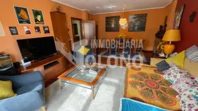 Piso en venta en Avenida de La Rioja