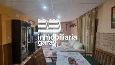 Casa en Venta Centro Villarcayo: 15 Personas, Domótica y Garaje