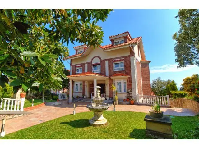 Chalet Lujo Castro Urdiales 700m2 7 Dormitorios Txoko