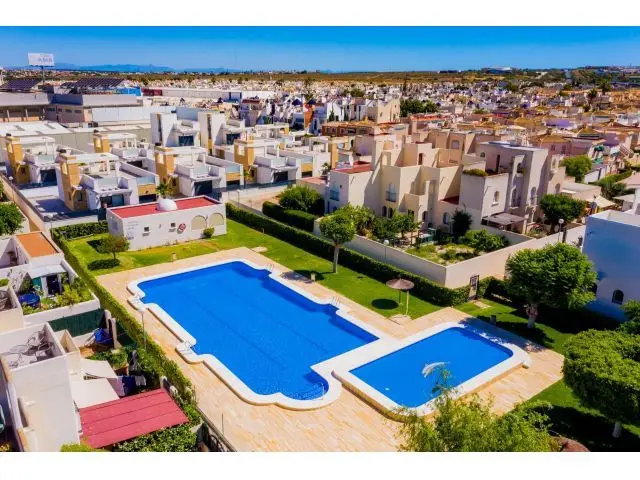 Adosado en Venta Torrevieja Reforma Integral