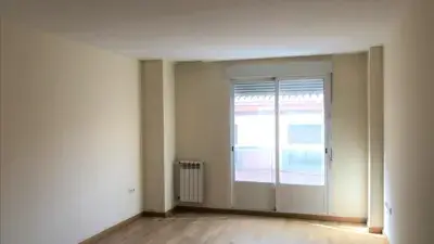 Piso en venta en Calle de Albacete, cerca de Calle Ave María