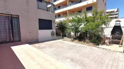 Casa Adosada en Torrenostra Cerca de la Playa