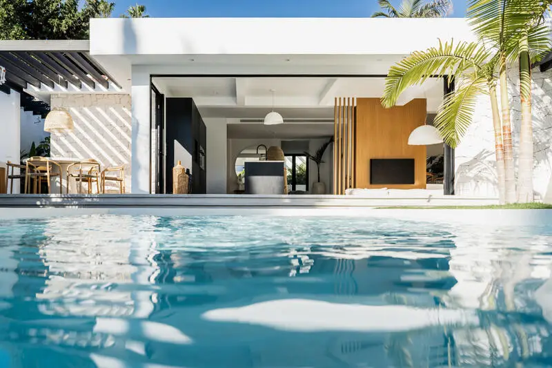 Villa Balinesa en Venta cerca de Puerto Banus