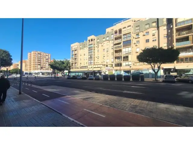 Plaza Garaje en Alquiler Parque Generalife Almeria