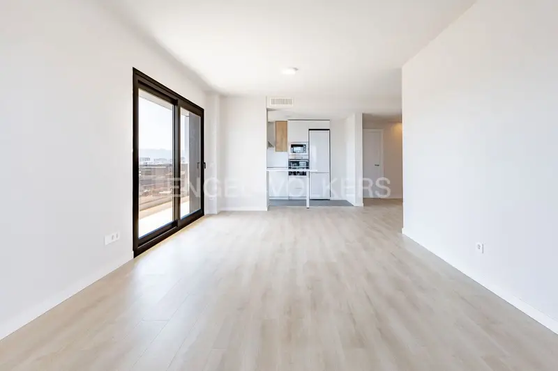 Apartamento en Badalona Playa Obra Nueva con Parking y Piscina
