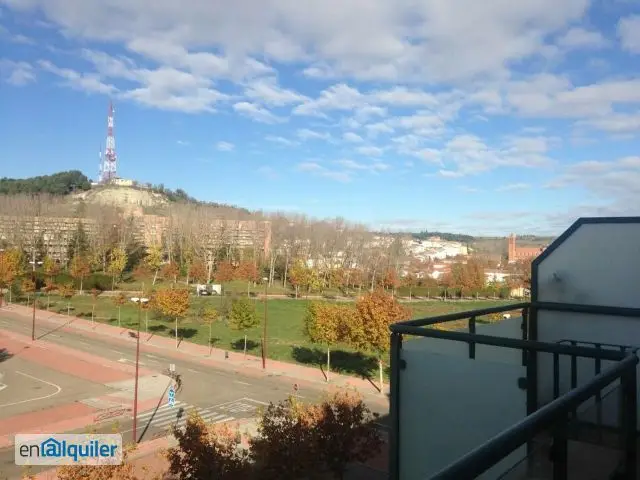 Alquiler Ático Huerta del Rey Terraza Piscina 2 Dormitorios