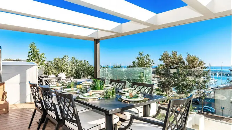 Villa ART BAY Marbella Lujo Moderno 5 Dormitorios Playa