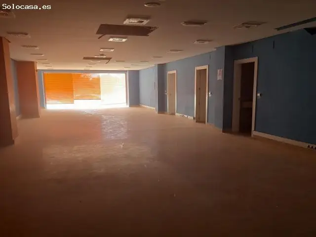 Local Comercial 698m2 Roquetas de Mar Oficinas Baños