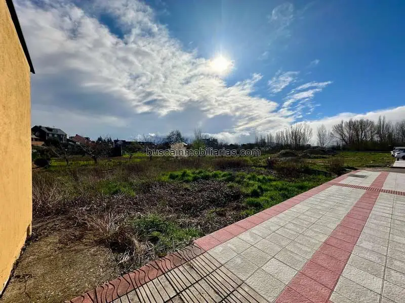 Parcela Urbana en Venta Camponaraya 392m2 1200m2 Edificabilidad