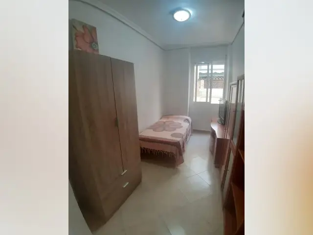 Habitacion Alquiler Murcia Estudiantes Cerca Universidad