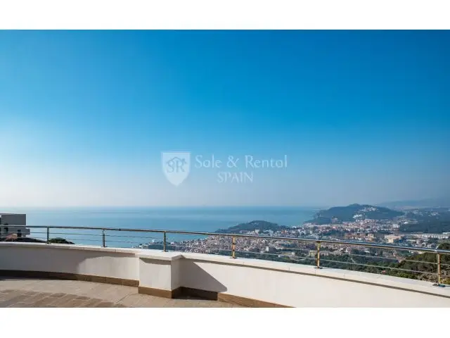 Villa de Lujo en Venta Lloret de Mar