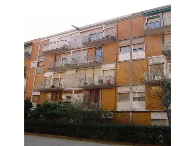 Venta Piso 3 habitaciones Badalona Sin Ascensor