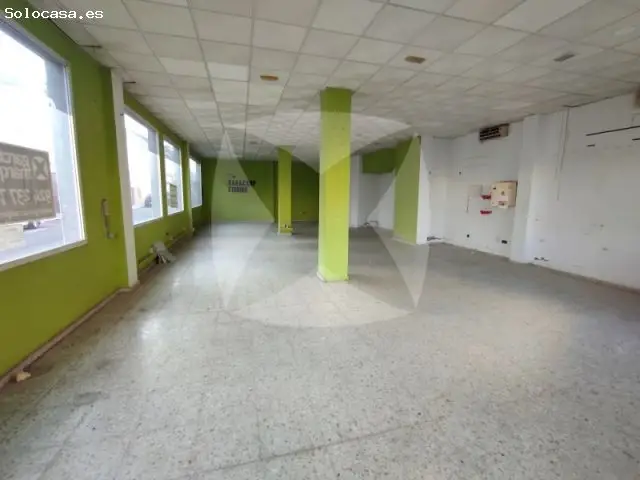 Local Comercial en Barriada de Llera Badajoz