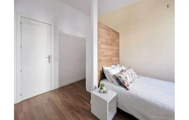 Alquiler Apartamento 5 Dormitorios Madrid Estudiantes Julio Agosto