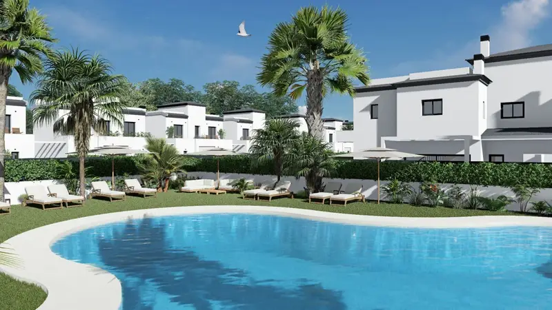 Bungalows en Gran Alacant con Piscina y Jardin Privado