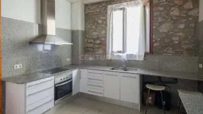 Piso con encanto en edificio modernista