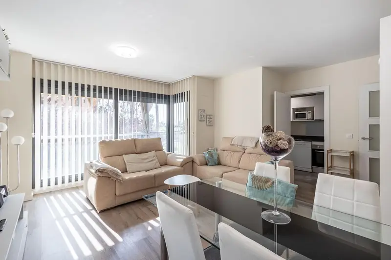 Piso en Venta Amueblado Urbanizacion Privada 2 Dormitorios 2 Baños