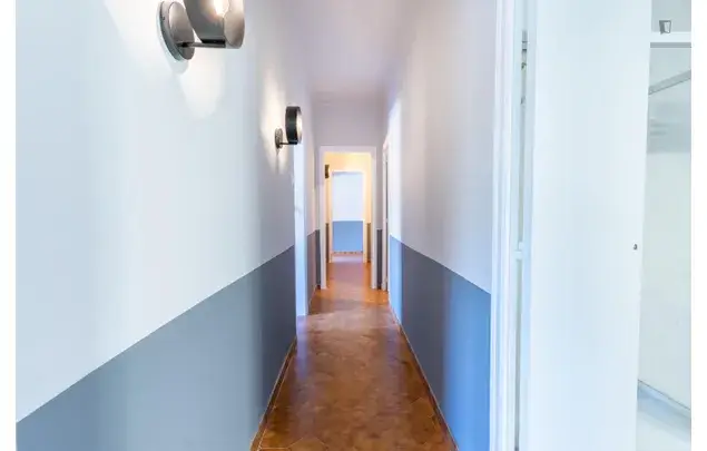 Apartamento 5 Dormitorios Barcelona Estudiantes Trabajadores
