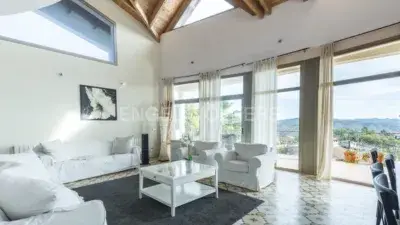 Villa de Lujo en Olivella 800m2 Piscina Vistas al Mar