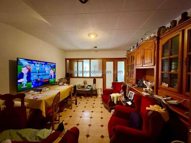 Casa en Venta en el Centro de Santa Bárbara con Garaje
