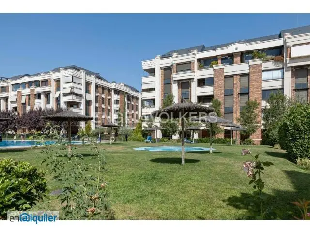 Alquiler piso Monte del Pilar piscina terraza 3 habitaciones