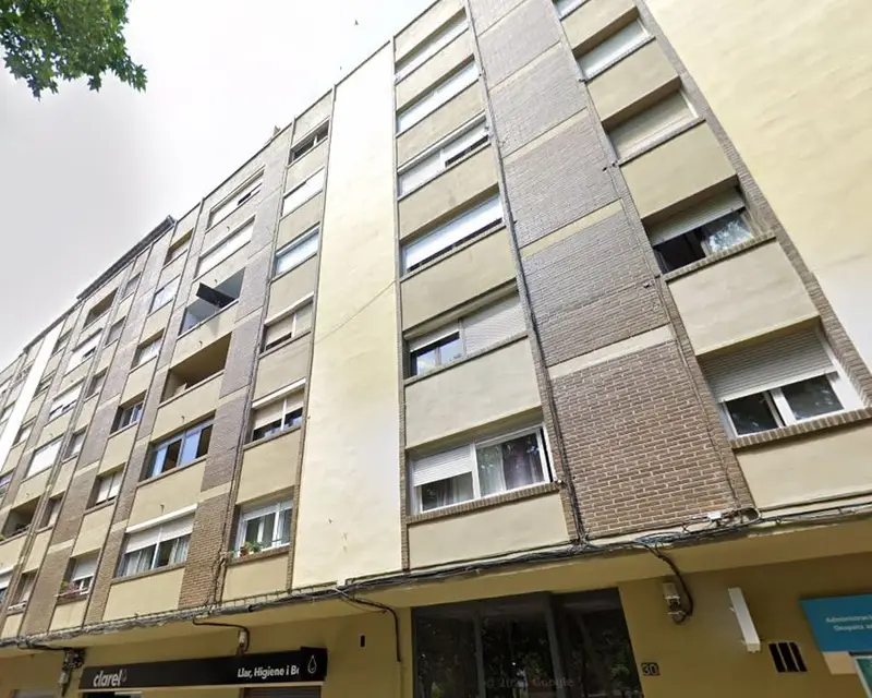 Garaje en venta en Lleida 25m2 2 banos