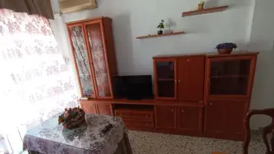 Alquiler Piso Centro 2 Dorm 70m2 Terraza Amueblado