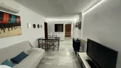 Alquiler Piso Almunecar Playa 2 Dormitorios Terraza 2 Piscinas