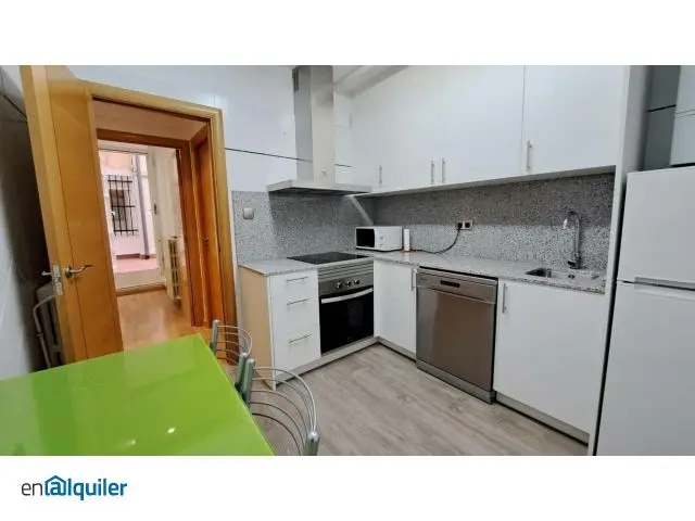 Alquiler piso 4 habitaciones terraza Casco Histórico
