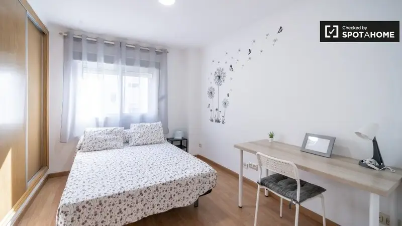 Apartamento 3 dormitorios Valencia Spotahome