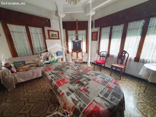 Casa en Tomelloso con Gran Potencial para Negocio u Hogar