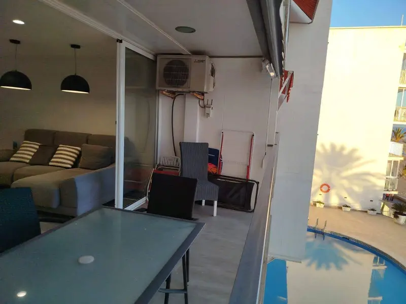 Piso en Calafell Playa Reformado con Terraza y Vistas al Mar