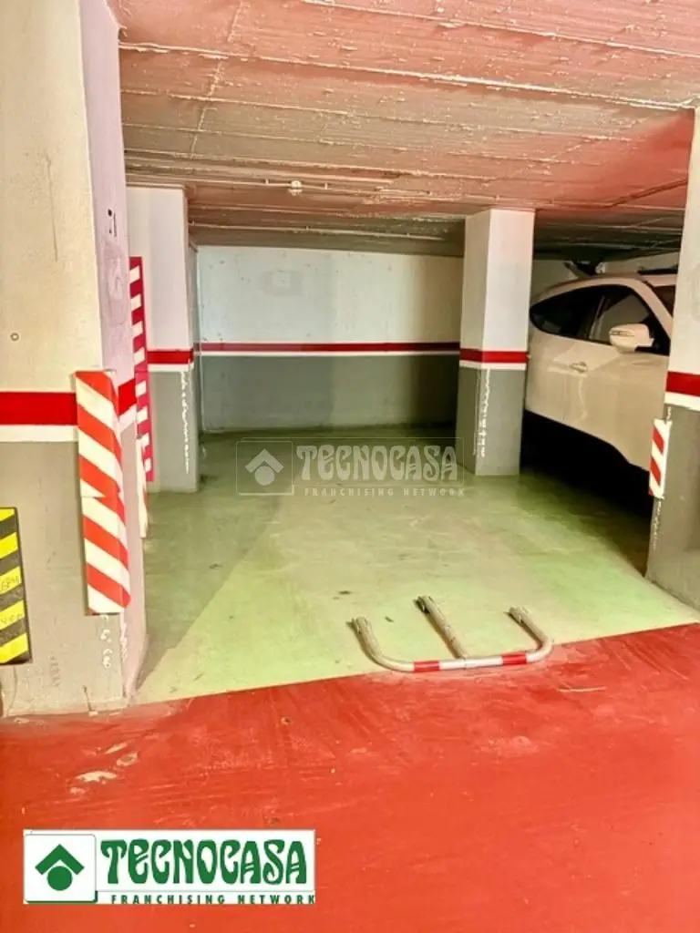 Box/plaza de garaje en venta en Adra