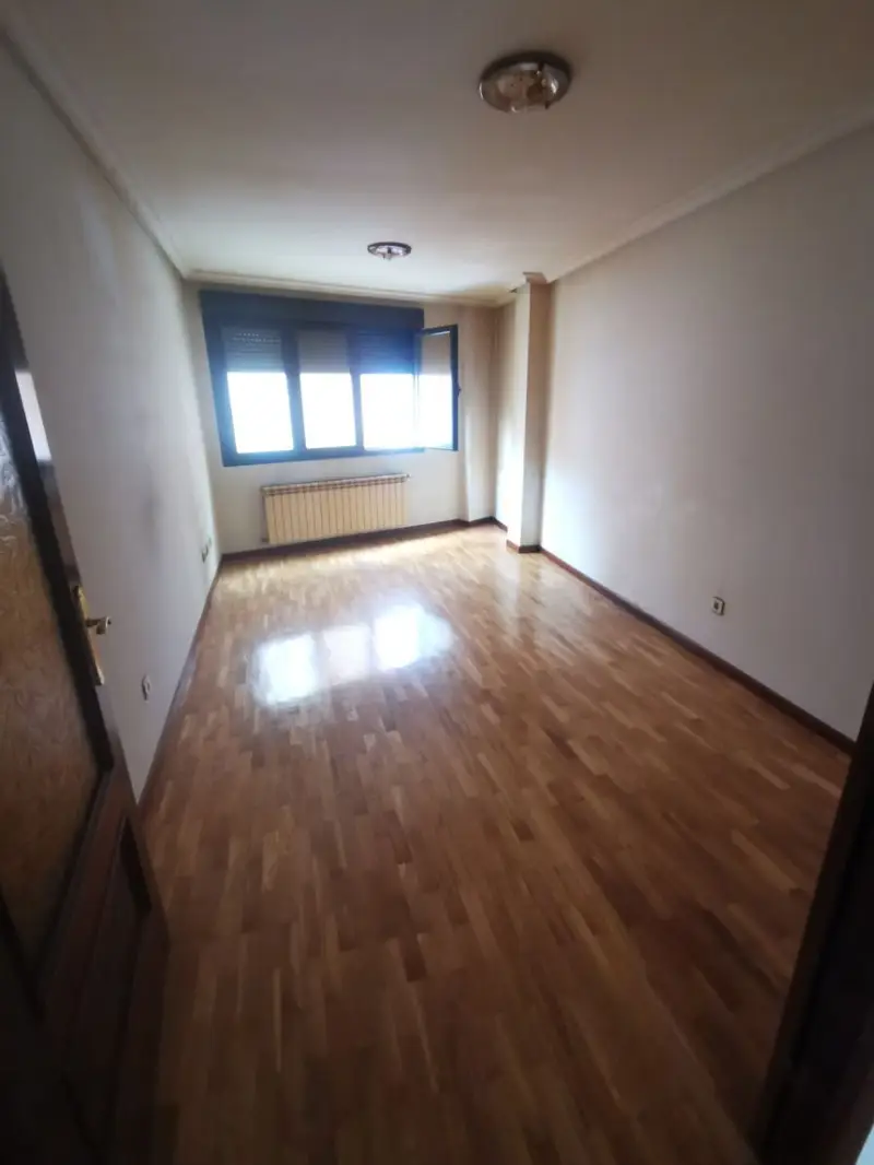 Venta Piso 2 habitaciones Pola de Lena Garaje Trastero